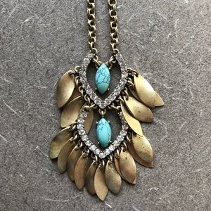 Beautiful Turquoise Francesca’s Necklace 🖤